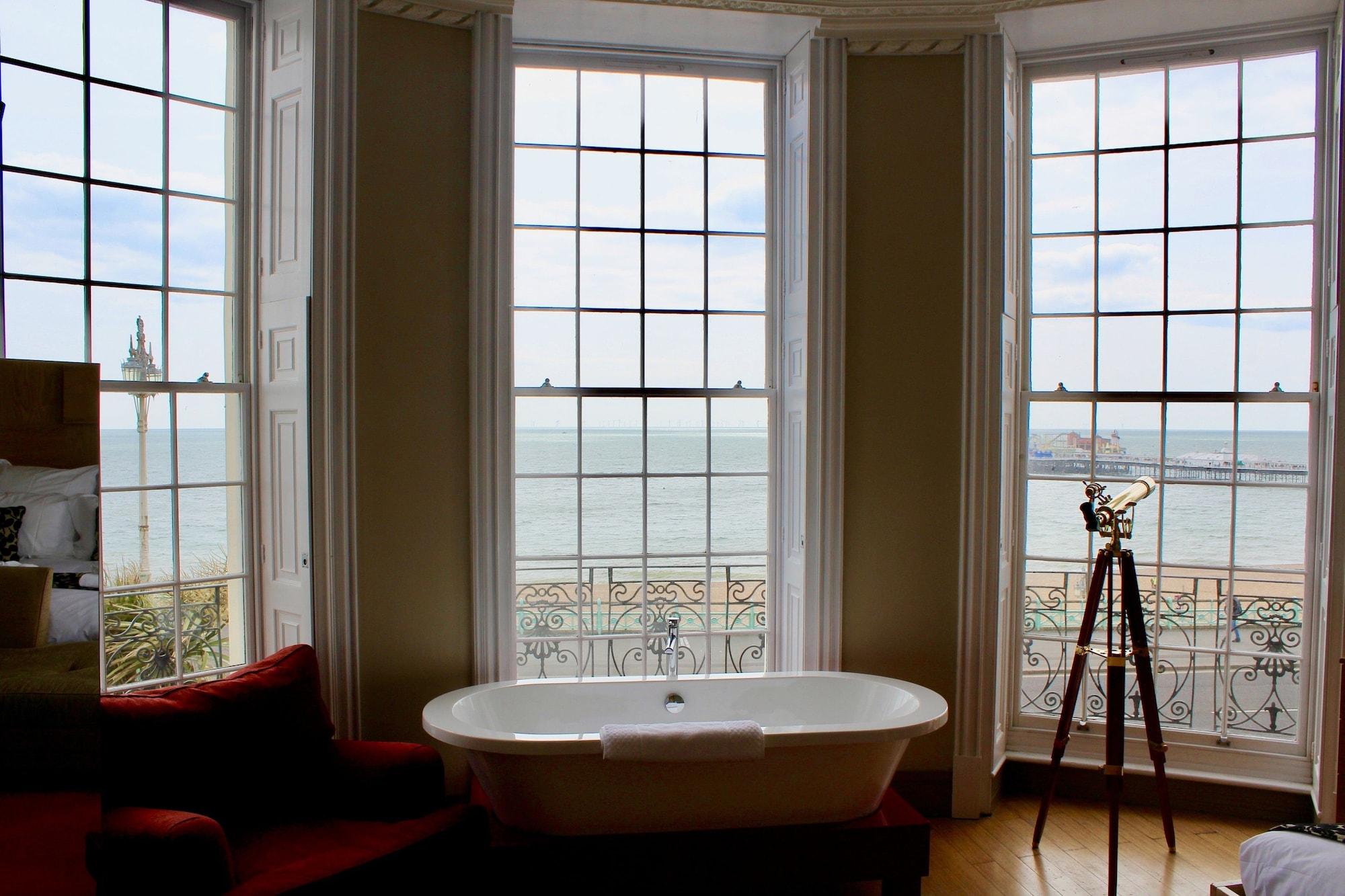 Drakes Hotel 4*